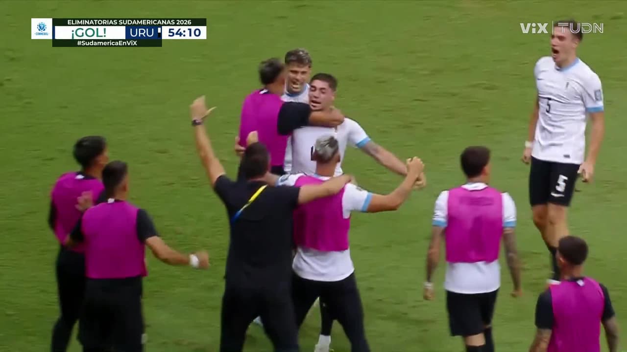 ¡Golazo! Valverde mete un derechazo imparable para Ederson