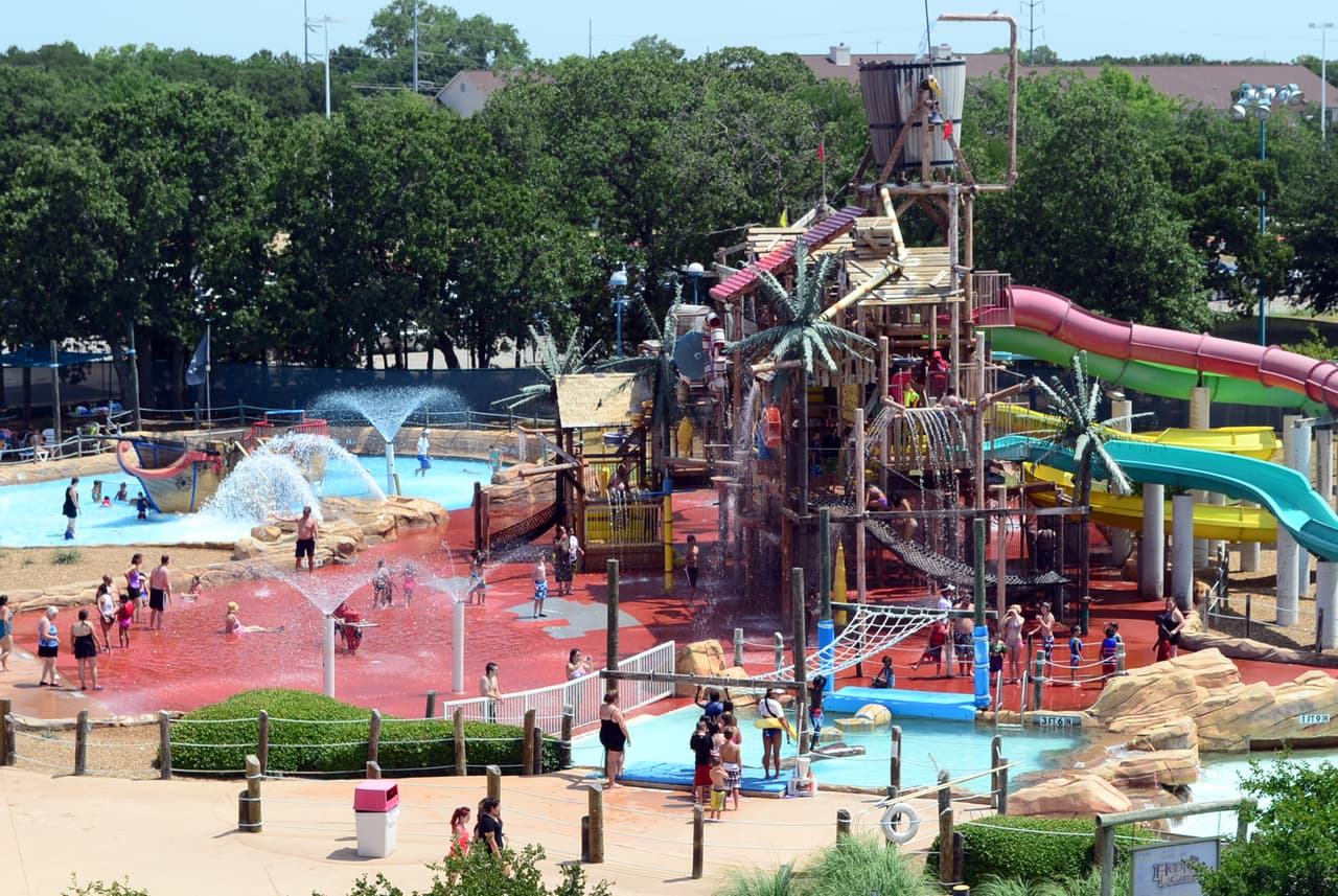 Para los más chiquitos el Hook's Slides es ideal, porque está adaptado para brindarles total seguridad