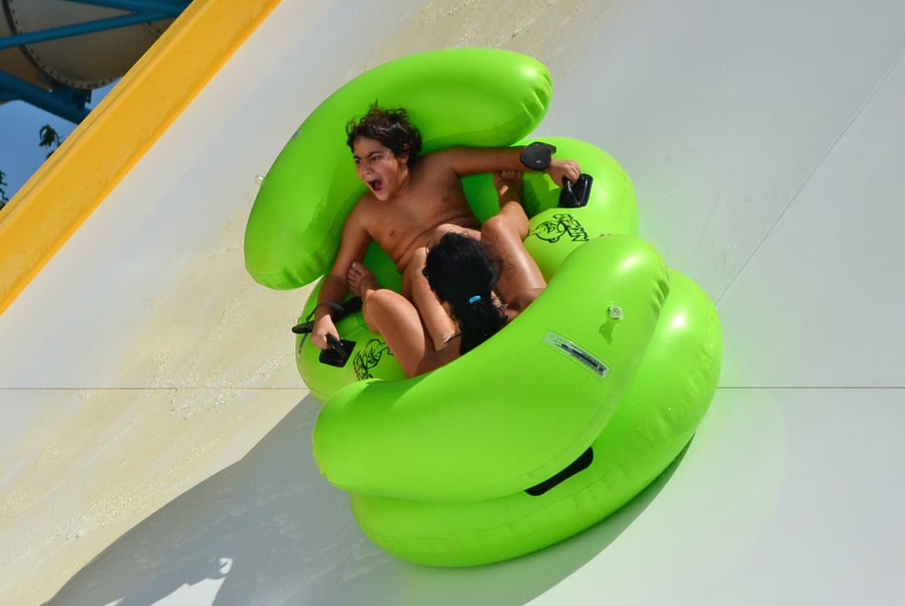 El Mega Wedgie es el más popular porque caes, giras y te mojas