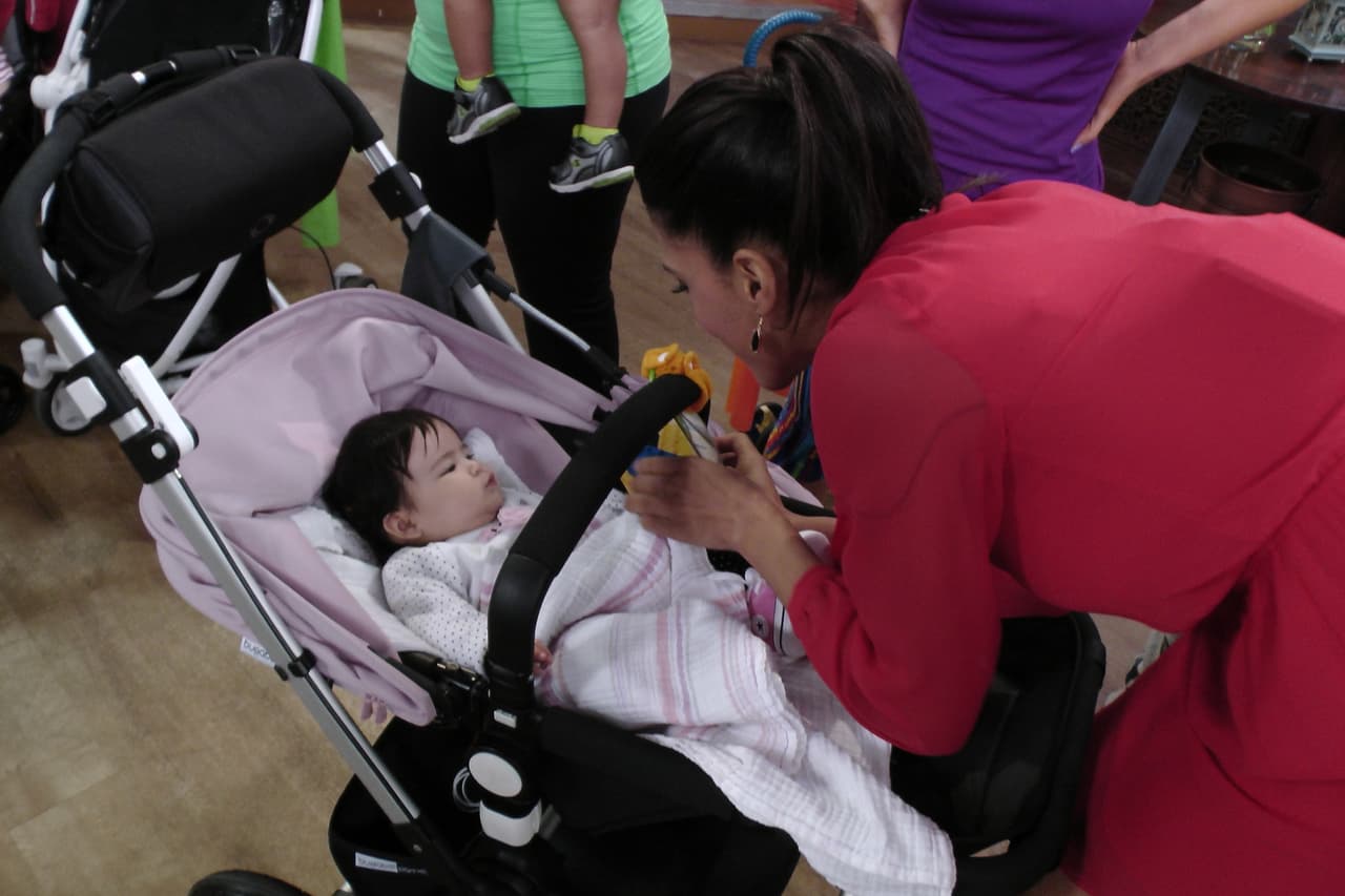¡Hola bebé! La tía Francisca encantada con Giulietta.