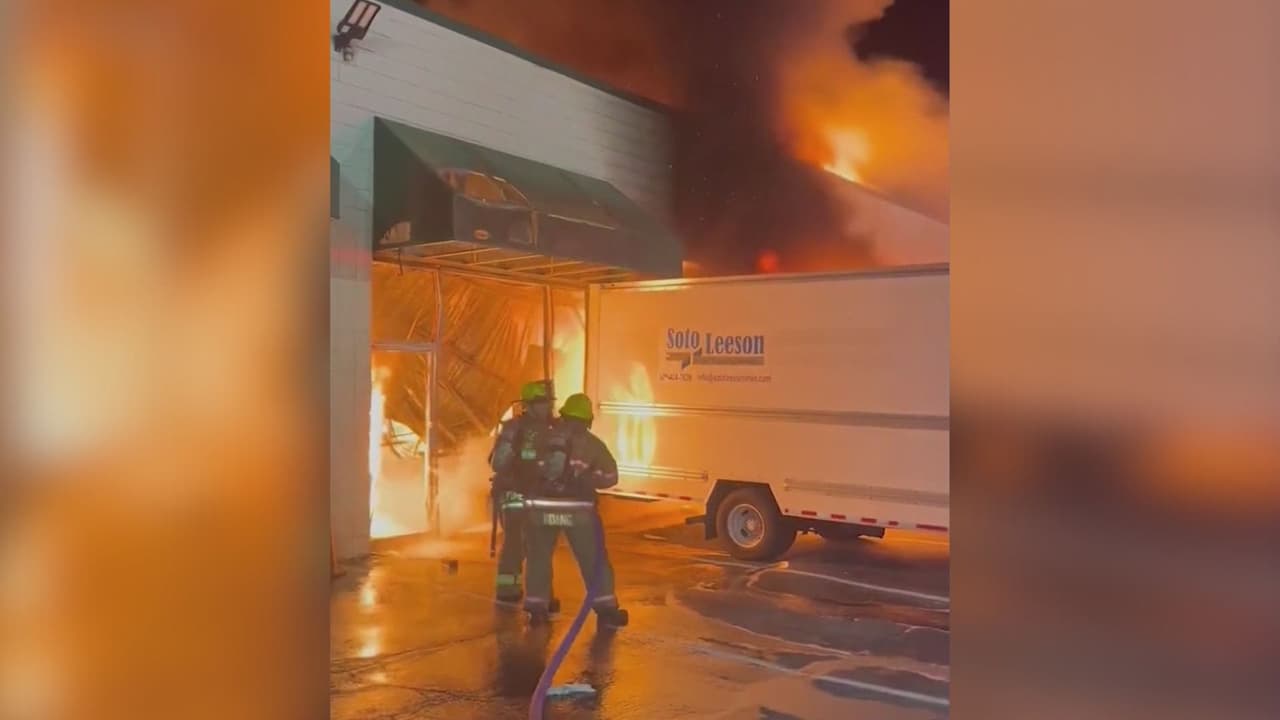Un incendio en Rockville deja pérdidas millonarias en varios comercios