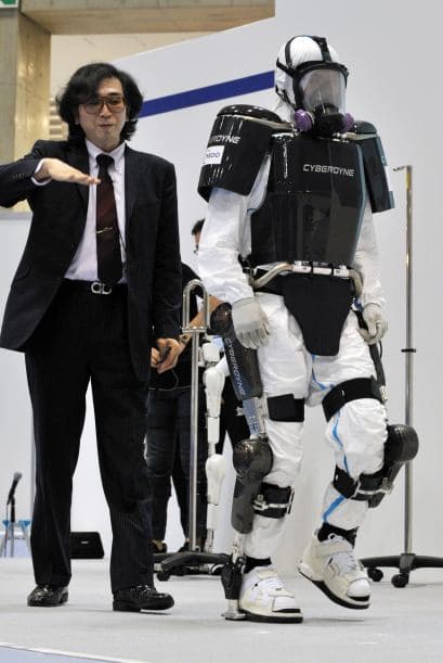 La presentación de esta versión de "HAL" tuvo lugar en la Semana del Robot en Japón, una feria en la capital nipona en la que participan más de 60 empresas de la industria robótica.