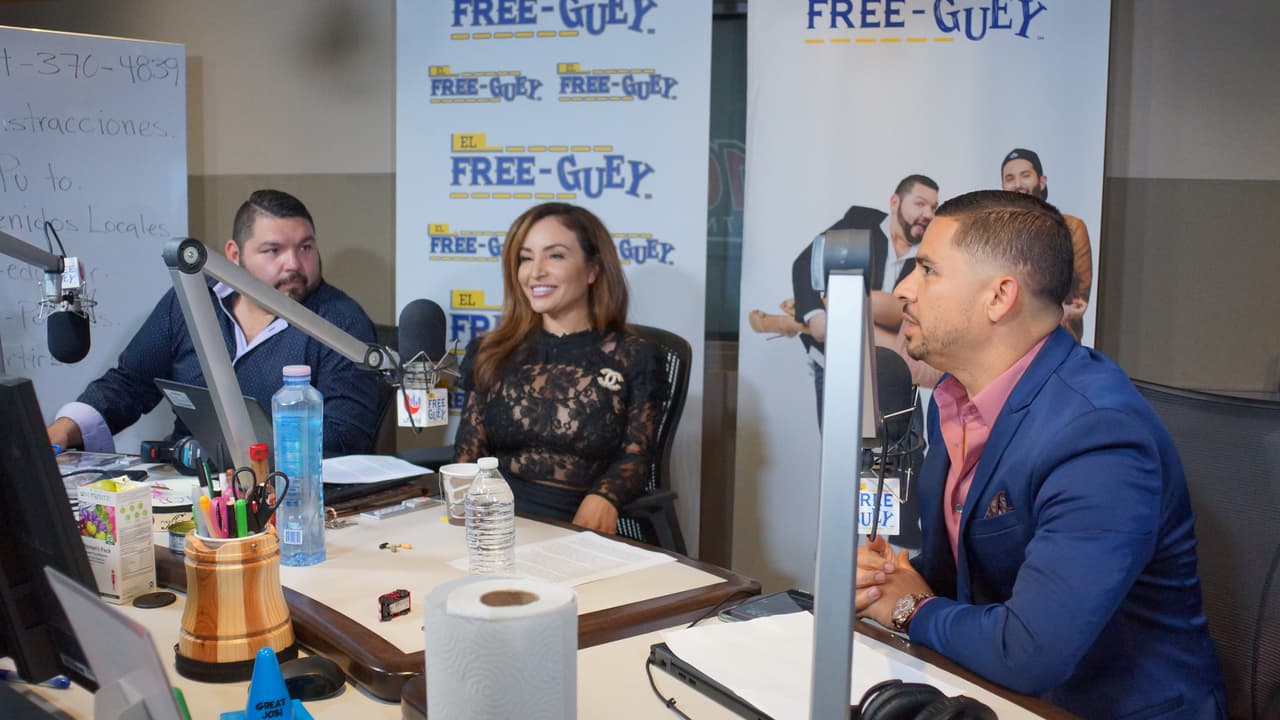 Larry Hernández está de manteles largos con 'Lo Bueno y Lo Malo de Mi Vida' y confesó que algunas de las canciones en su nuevo disco las escribió en la carcel.