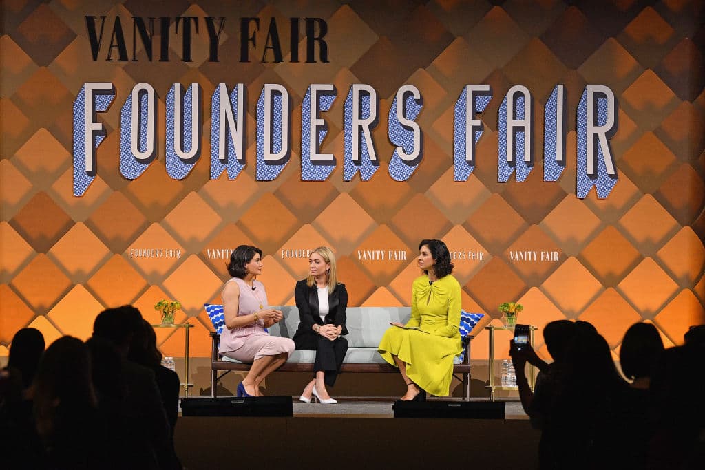 A Wolfe se le unió Andrey Andreev, empresarioi ruso fundador de Badoo y le dio el capital inicial.