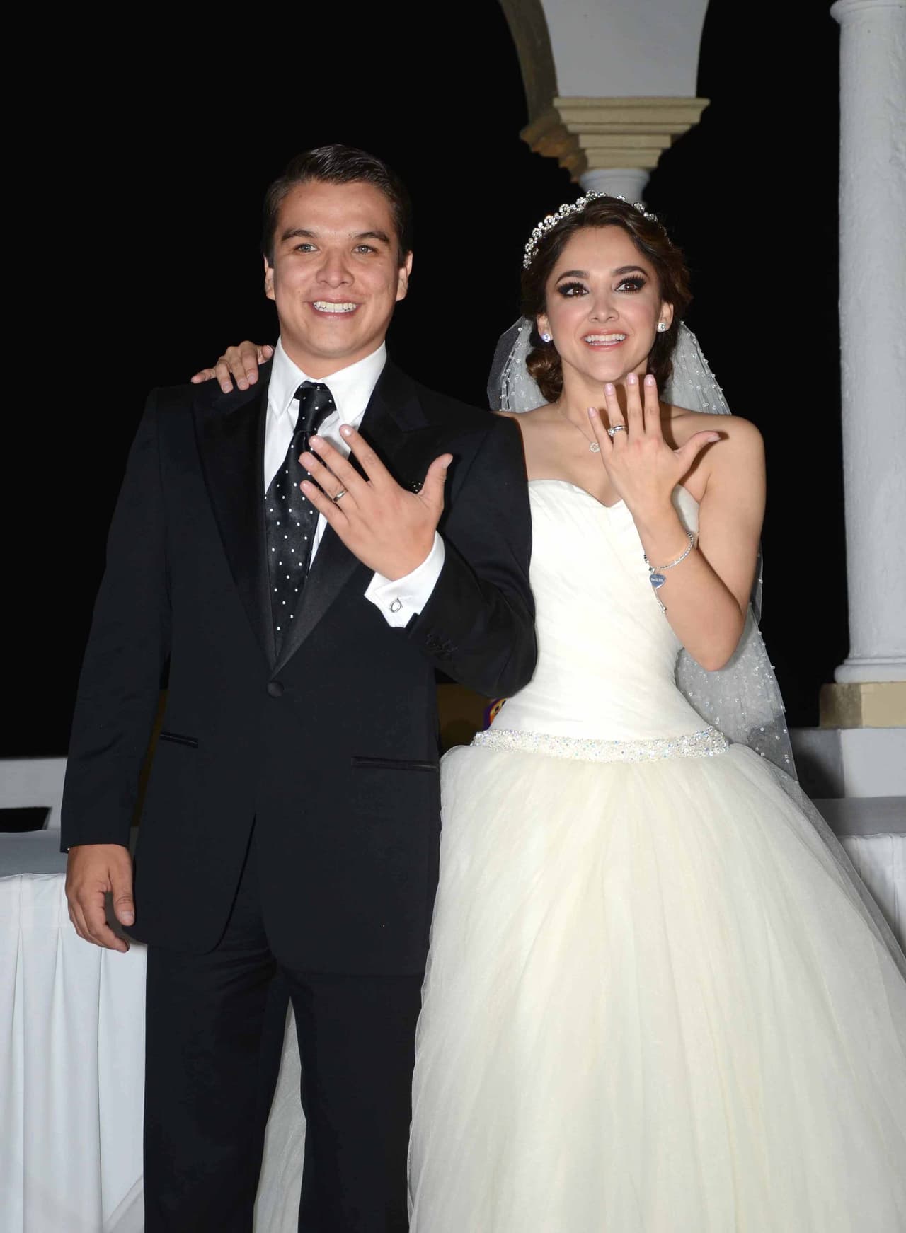 La ceremonia religiosa se celebró el 15 de noviembre de 2014, en la exhacienda de Chautla, en el estado de Puebla.