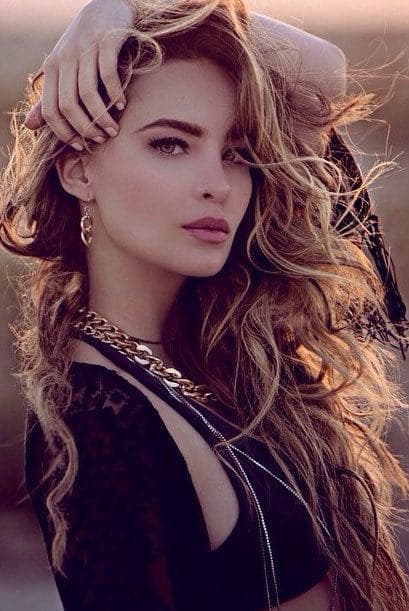Belinda es una mujer que lleva ya una larga trayectoria. A lo largo de los años hemos visto su increíble evolución.(Instagram)