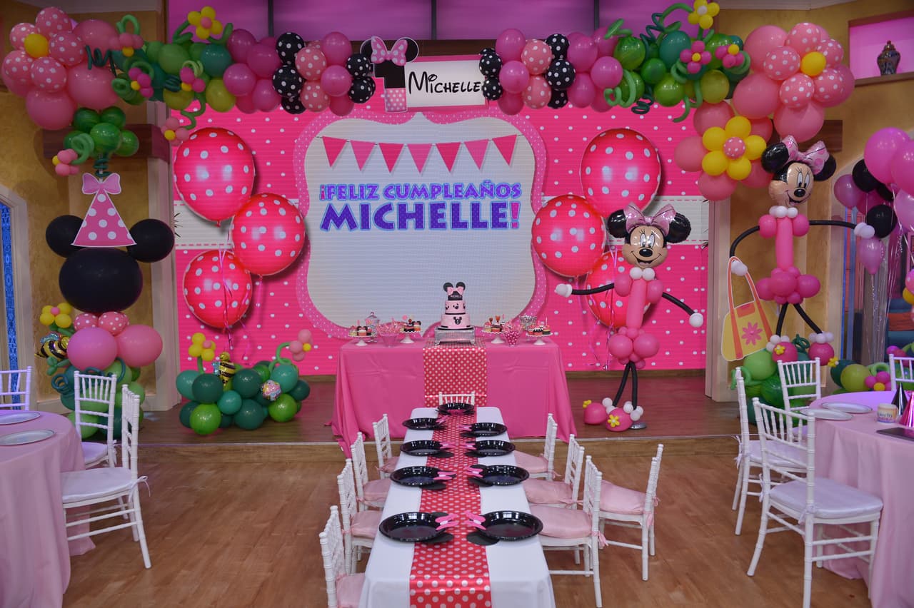Qué hermosa decoración, todo listo para recibir a los invitados.