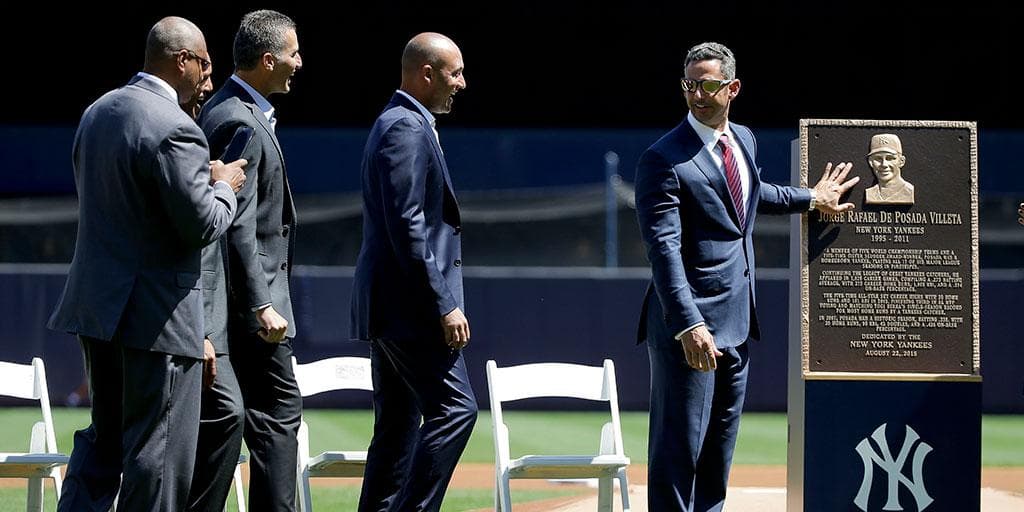 Posada se une a las leyendas de los Yankees