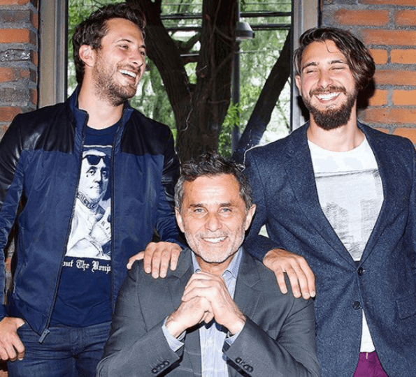 “¿A una pareja? Hablar como de amor se me haría difícil ahora. No lo estoy buscando, tampoco lo estoy negando, pero no es algo que yo esté buscando”, puntualizó.