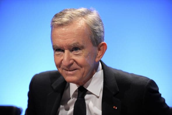 BERNARD ARNAULT- El dueño de LVMH, empresa especializada de productos de lujo, también es digno de entrar en esta lista. Y cómo no lograrlo si cada hora de su vida ha acumulado un promedio de $75,000.
