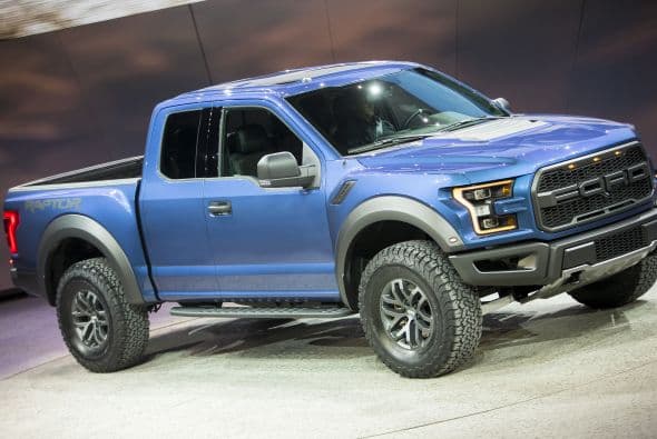 La versión Raptor de la nueva F-150 también hizo su aparición.