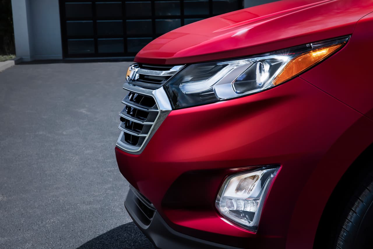 El nuevo lenguaje de diseño de Chevrolet está en cada rincón de la Equinox, lo cual no solo implica un aspecto general más tractivo sino también mayor eficiencia aerodinámica con la consiguientes mejoras en eficiencia en el consumo de combustible.