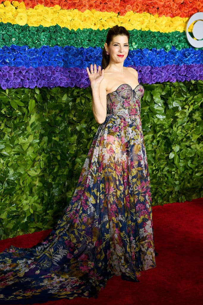 Si eso no fuera lo suficientemente jugoso, Tomei incluso propuso que su amante en pantalla no fuera otra que la productora de Sony, Amy Pascal.