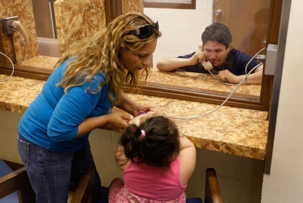 Otro dato crucial: El 37% del total de los indocumentados en EU fueron padres de niños nacidos en Estados Unidos, dato que se ha mantenido estable desde 2003.