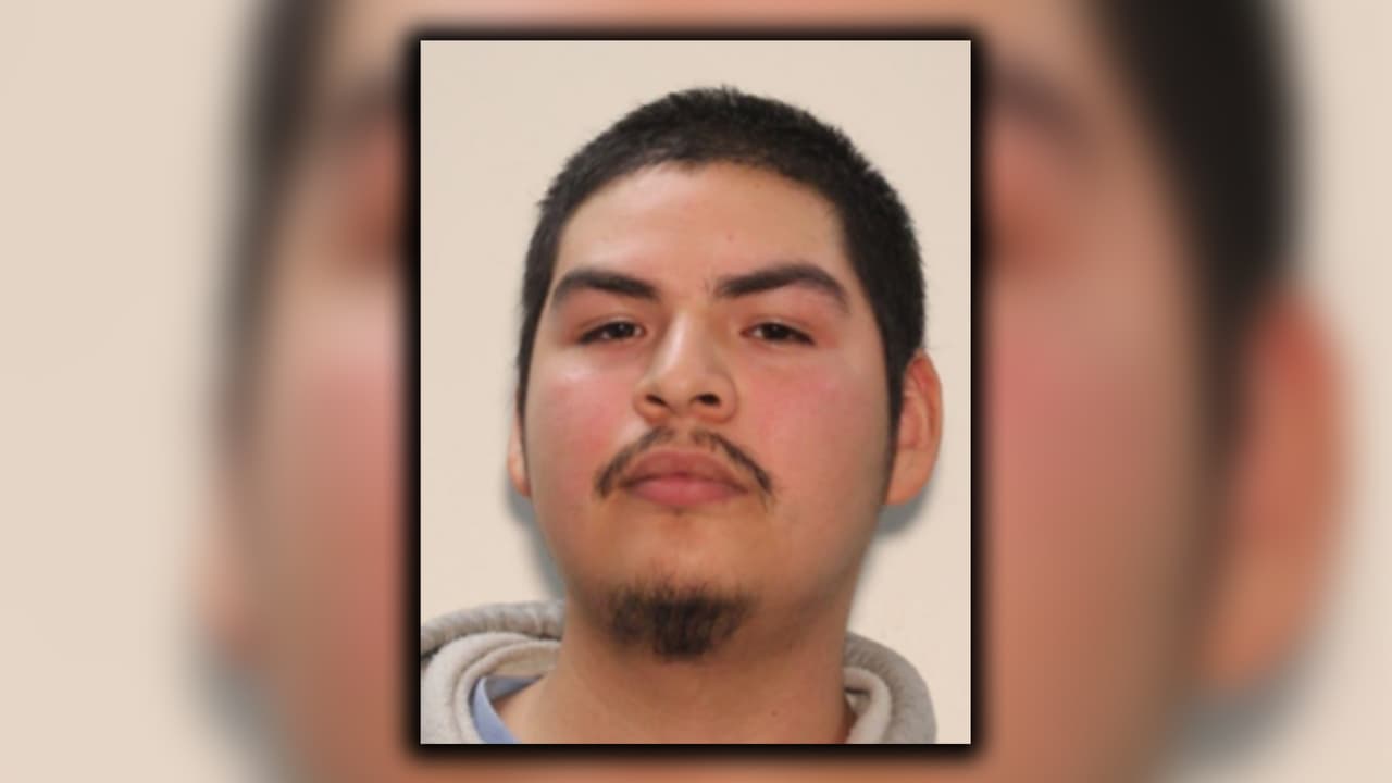 Alejandro Reséndez, de 21 años, disparó en defensa propia según la Policía luego de que intentarán robarle el teléfono.