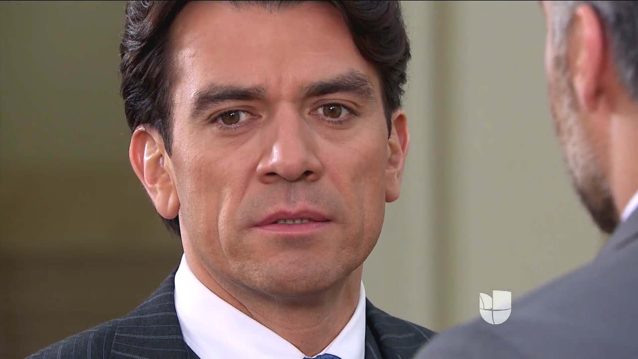 Cuando la viste de nuevo no pudiste evitar recordar su amor.