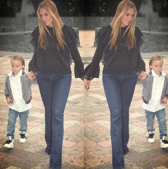 ¡Mateo es igual de guapo que Galilea! Ellos son como dos gotas de agua.