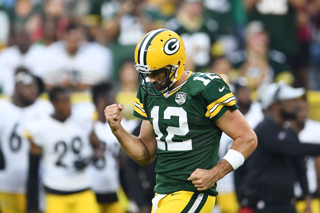 <b>1) Green Bay Packers</b>. La gran interrogante es qué tan bien jugará la defensa, sobre todo parando la carrera. Aaron Rodgers está de regreso y eso de inmediato hace contendientes al SB a los Packers.