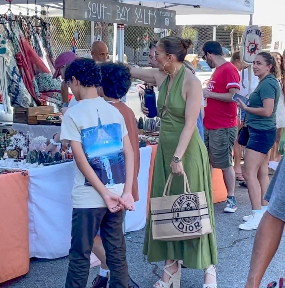 Según la información se trata de una pieza exclusiva y personalizada. 
<br>