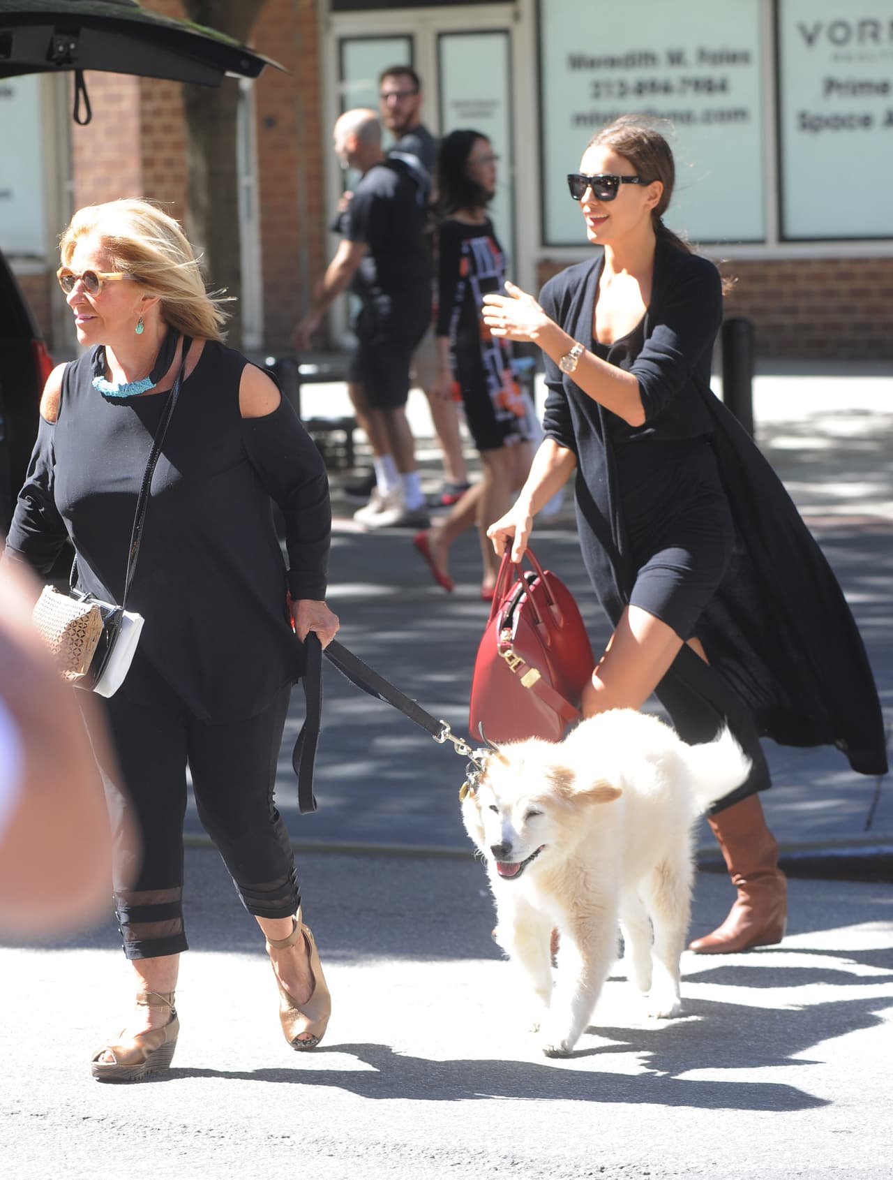 Irina y su suegra paseando por Nueva York.