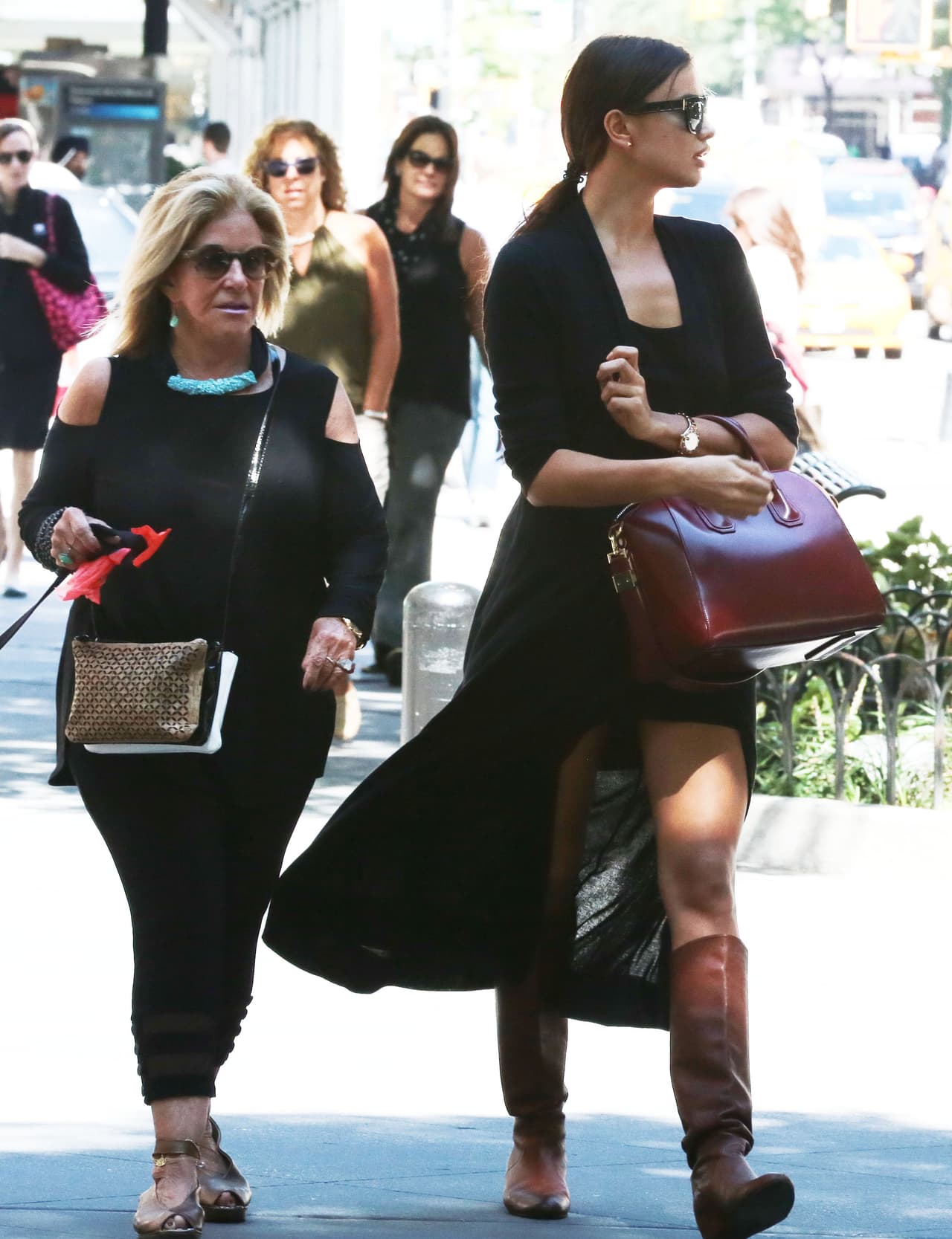 Irina y su suegra paseando por Nueva York.