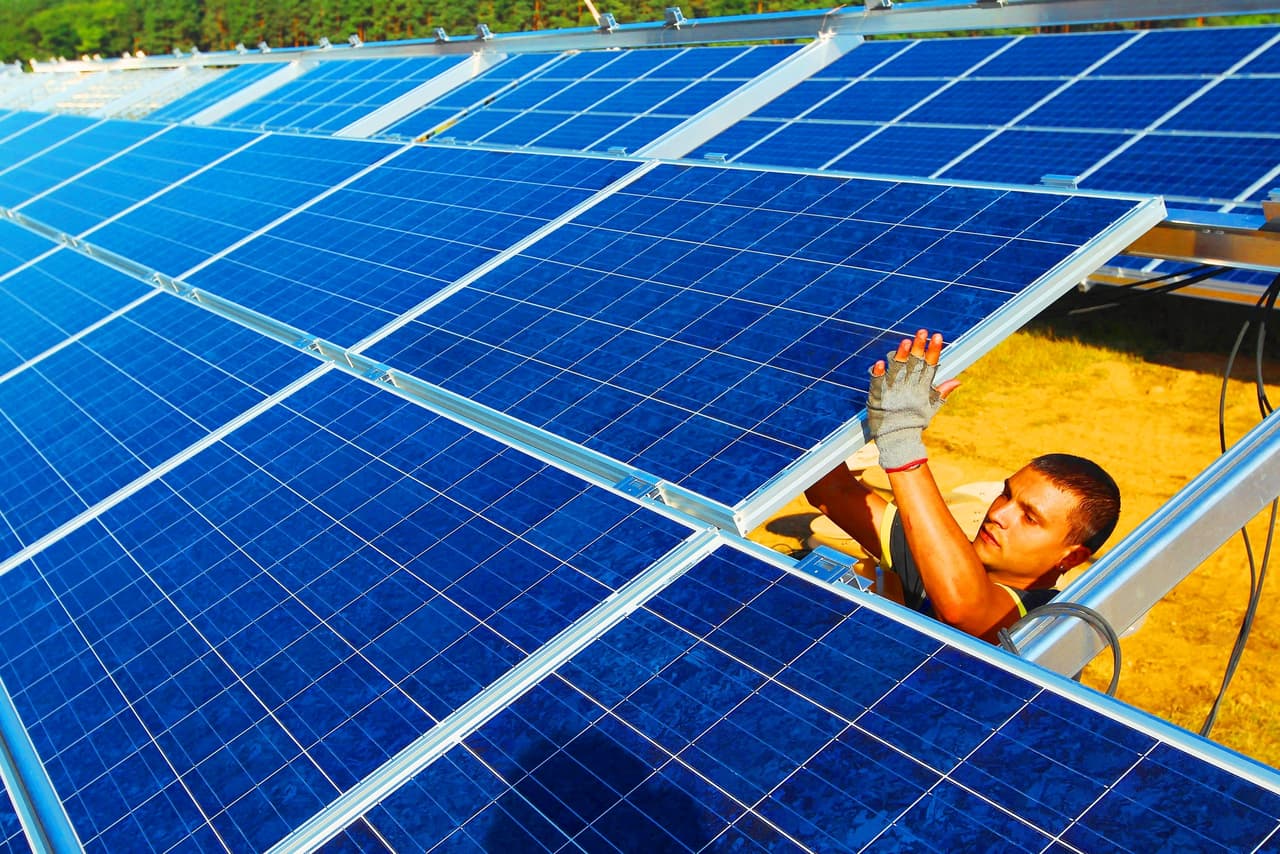 Menos del 0.1% de la energía de Florida procede del sol, pero una votación popular quiere cambiarlo