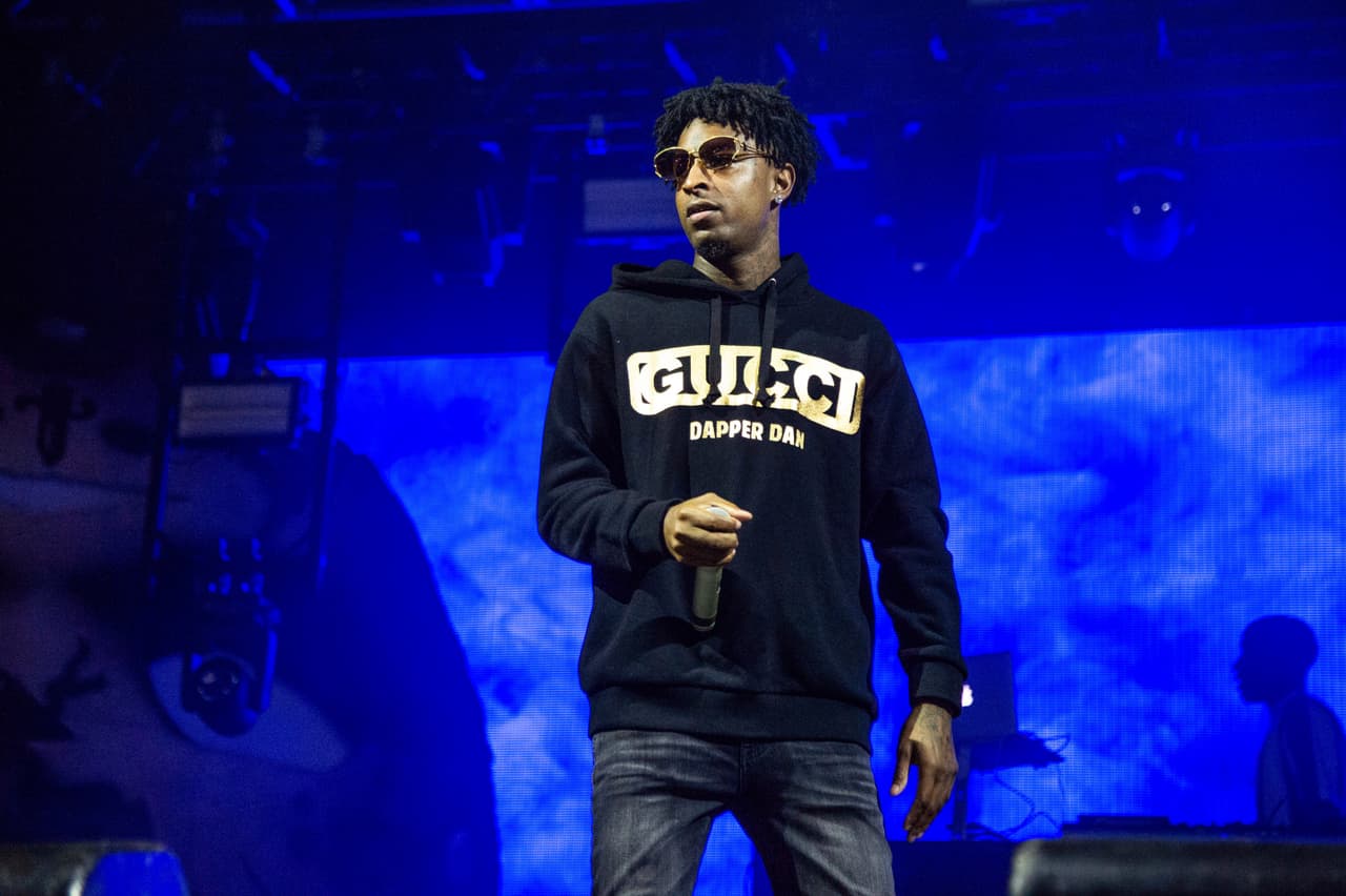 El rapero 21 Savage enfrenta proceso de deportación tras ser detenido por ICE este domingo
