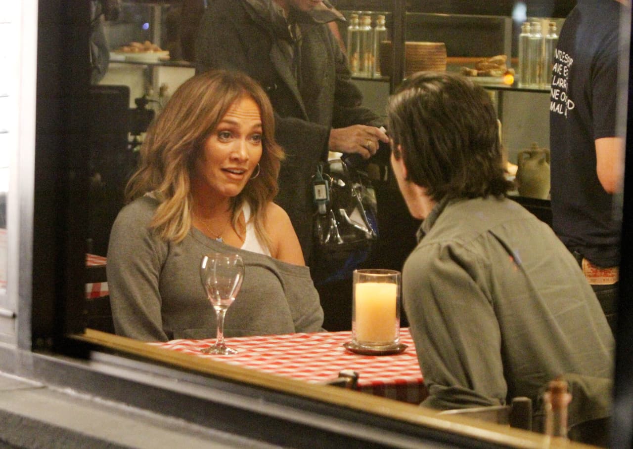 JLo contó que su exmarido fue a verla en un show en vivo. Al terminar, Marc Anthony le dijo "'ahora sí que estoy nervioso, intimidado'... Lo que resultó un halago para mí".