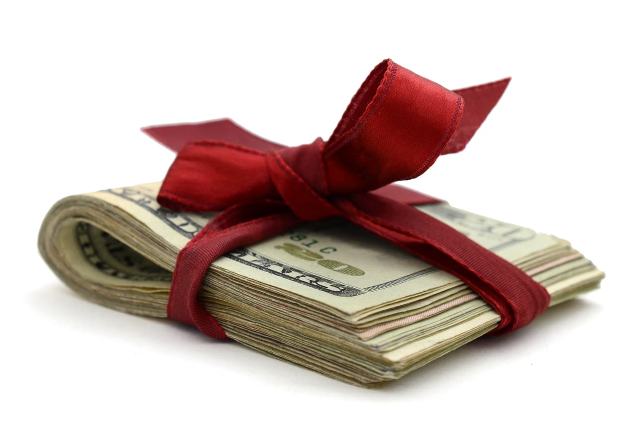 Una especie de regalo agradable inesperado augura la llegada de tiempos económicos mejores. Las buenas vibraciones existentes en tu signo chino te permitirán arreglar una situación sentimental embarazosa.