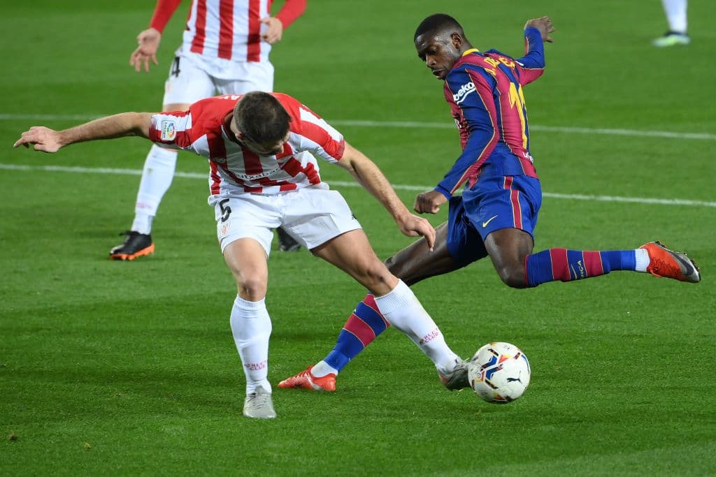 Lionel Messi y Antoine Griezmann le dan la victoria al Barcelona ante el Athletic Bilbao 2-1 y ya iguala en puntos al Real Madrid en la tabla de posiciones de LaLiga.