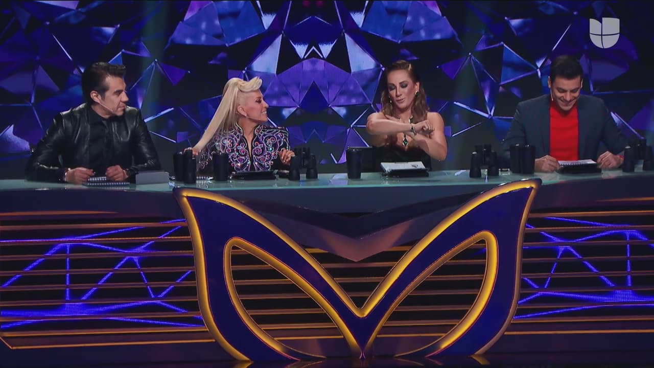 El 'pelómetro' estaba en el máximo nivel entre las celebridades del jurado, ya que pronto conocerían la identidad del quinto lugar de la competencia.