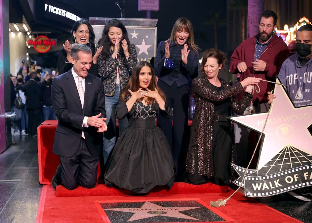 La actriz mexicana se mostró emocionada y conmovida por el reconocimiento que suma un logro más a su carrera.
<br>