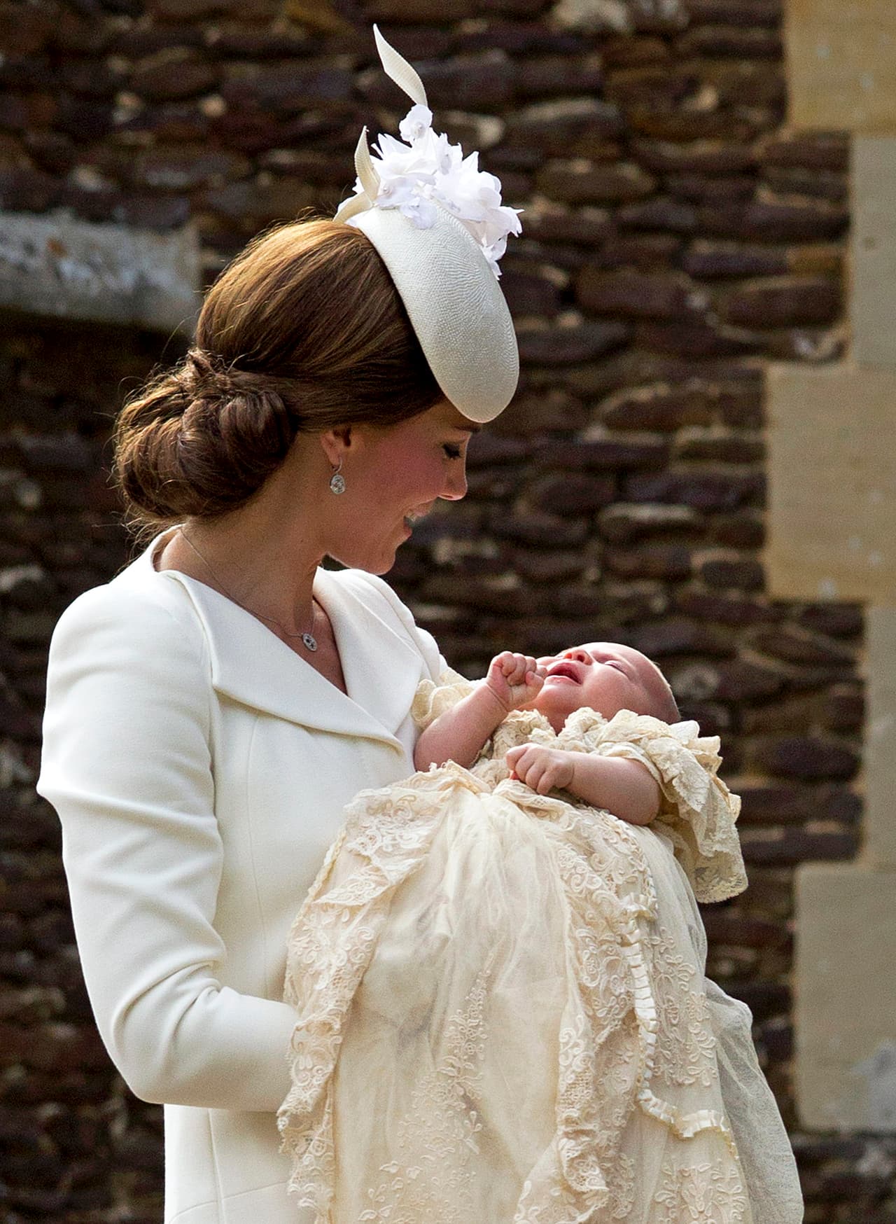 Así lució Kate Middleton en el bautizo de la pequeña Charlotte.