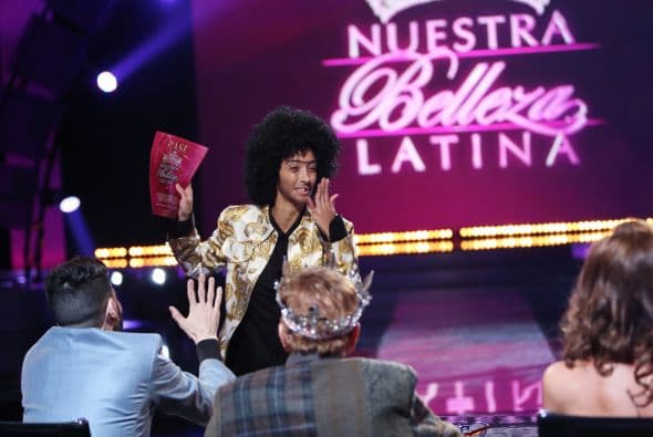 Una gran dosis de besos repartió a todos los que estuvieron presentes.