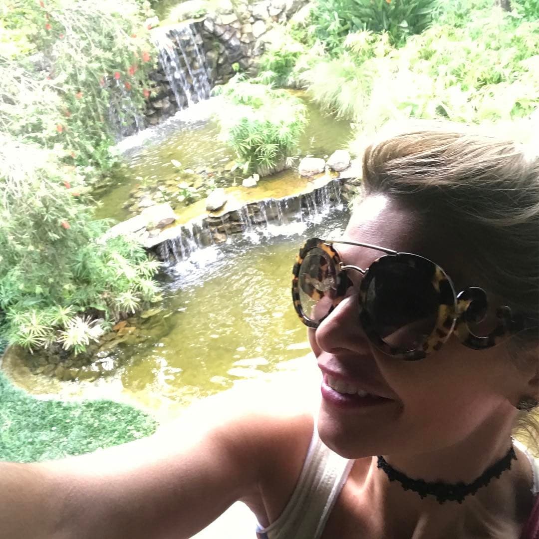 Viendo todos los viajes de 
<b><a href="http://www.univision.com/temas/itati-cantoral">Itatí Cantoral</a></b> sólo queda una pregunta en el aire: ¿cuál será el siguiente destino que descubrirá junto a su hermosa familia?