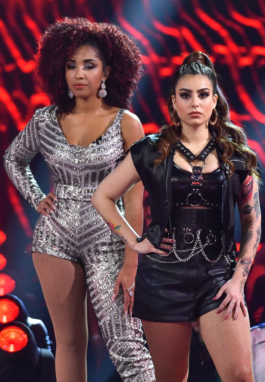 En el sexto domingo de Reina de la Canción, Daddy Yankee retó a las participantes a ofrecer sus números musicales acompañadas de elementos interactivos. Ni Melaner ni Giselle sabían lo que esa noche les esperaba.