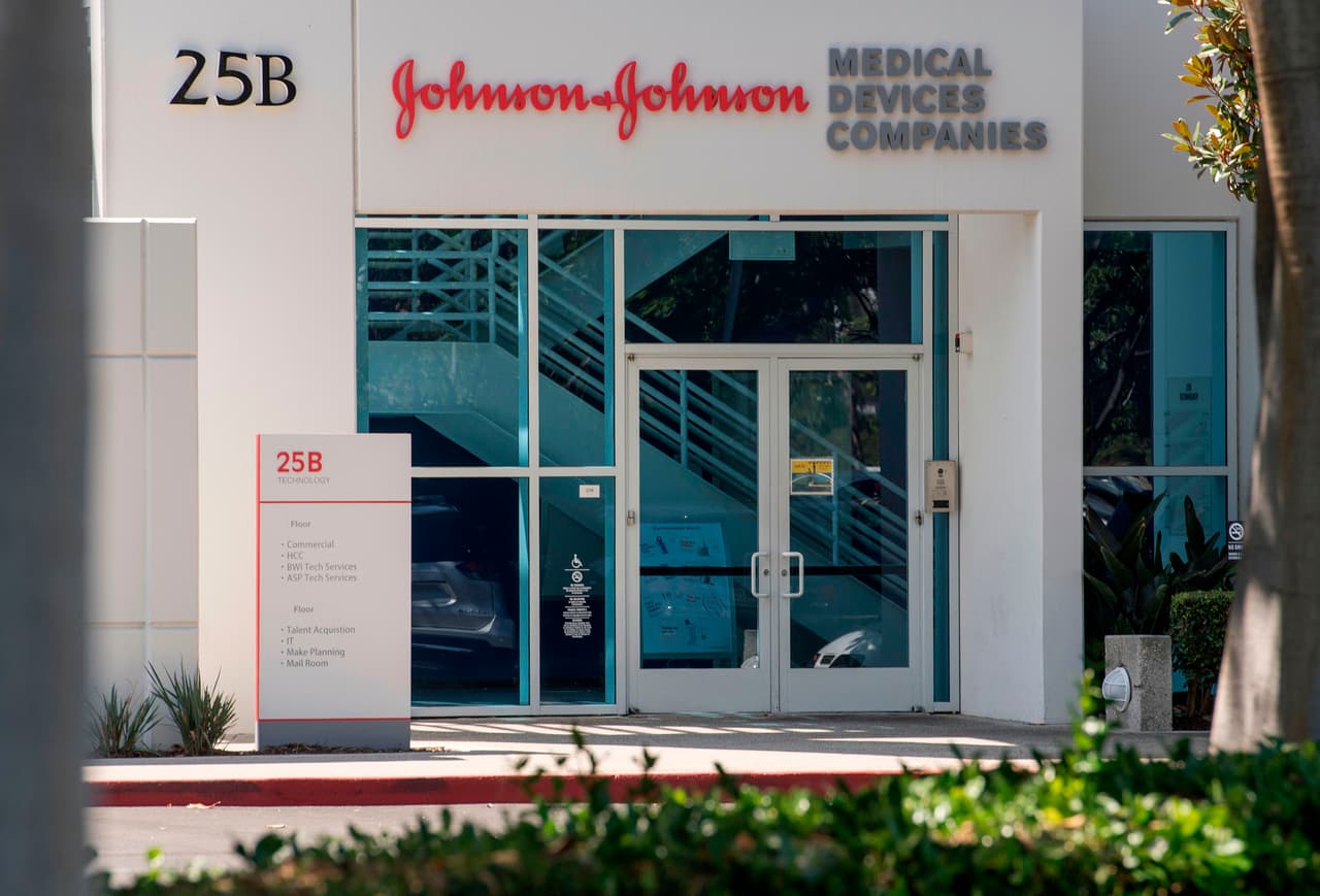 La efectividad de la vacuna de Johnson & Johnson es del 66% para prevenir enfermedades de moderadas a graves y 85% efectiva contra enfermedades de gravedad.