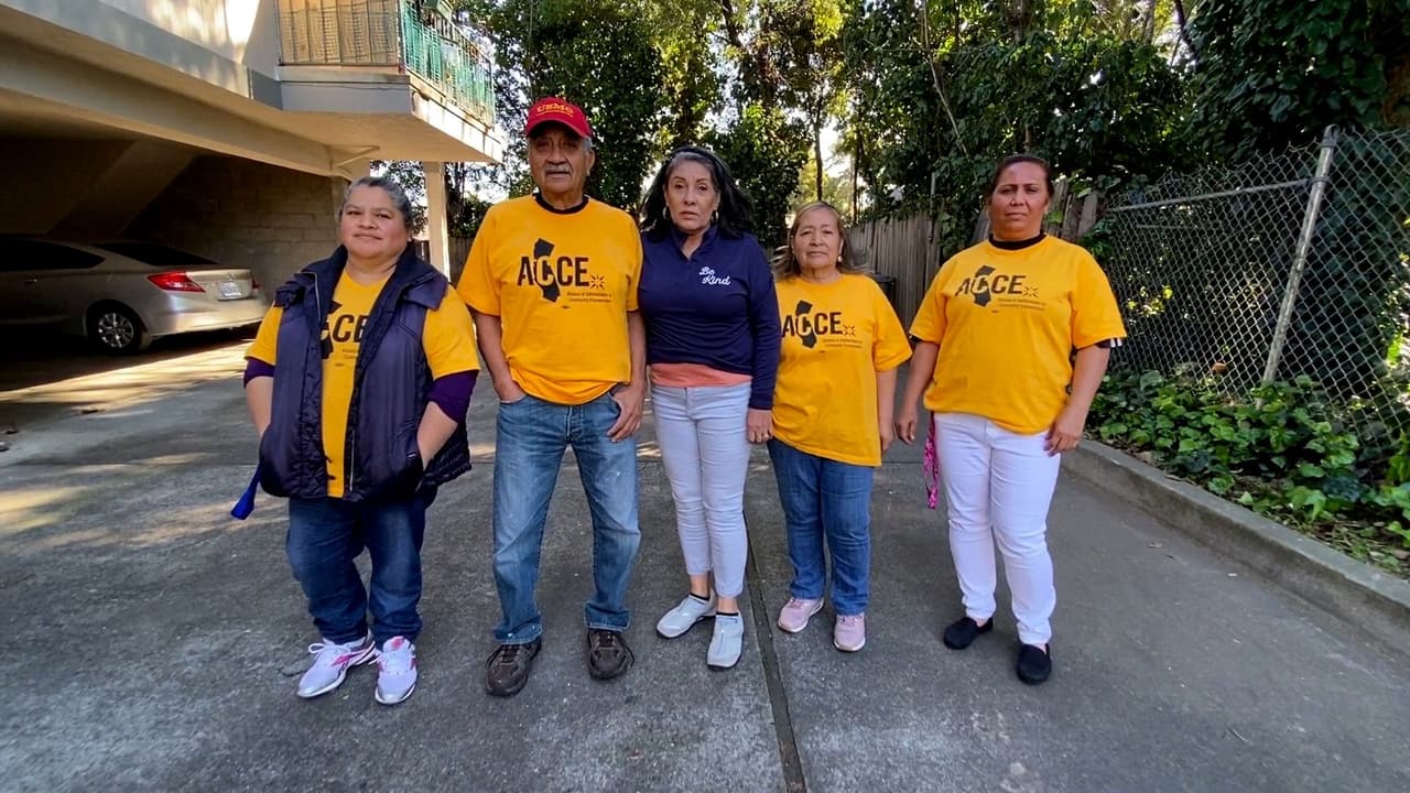 Inquilinos en huelga se niegan a pagar la renta hasta que los dueños les vendan la propiedad