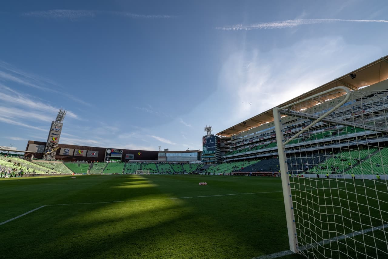 La cancha del Estadio Corona lucía espectacular.