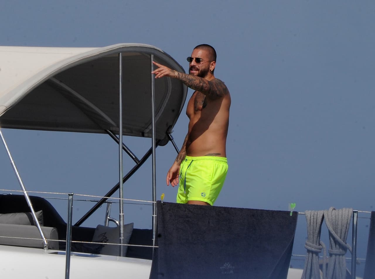 Maluma tendrá su última fecha en España el próximo 13 de julio en la ciudad de Marbella, para viajar a Miami y asistir a 
<a href="https://www.univision.com/shows/premios-juventud">Premios Juventud</a>, donde además de tener 
<a href="https://www.univision.com/shows/premios-juventud/lali-silvestre-dangond-y-cedric-gervais-se-suman-a-los-33-famosos-que-cantaran-en-el-escenario-de-premios-juventud-fotos"><b>ocho nominaciones, subirá al escenario para cantar uno de sus éxitos.</b></a>