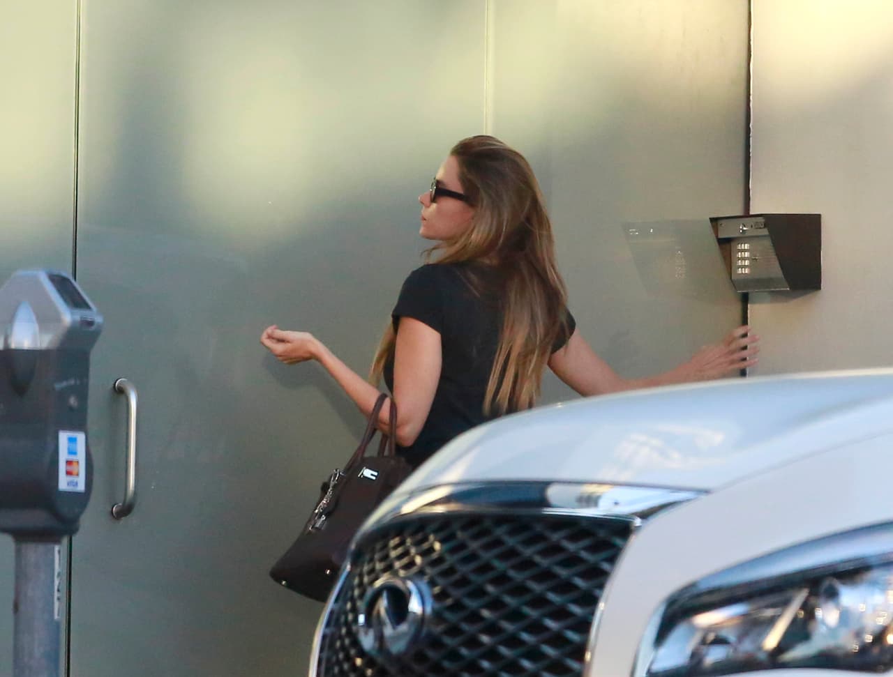 Bueno, ¡ya ábrenle, no sean!