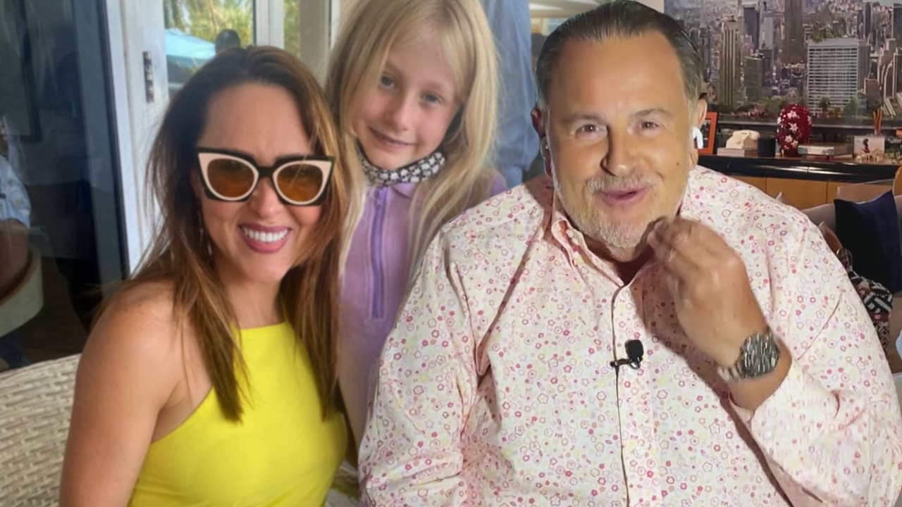 Ahora sabemos que Raúl de Molina fue invitado a la degustación del menú de la boda y, junto a Zoe, fueron los responsables de elegir los deliciosos platillos que los invitados disfrutarán ese día.