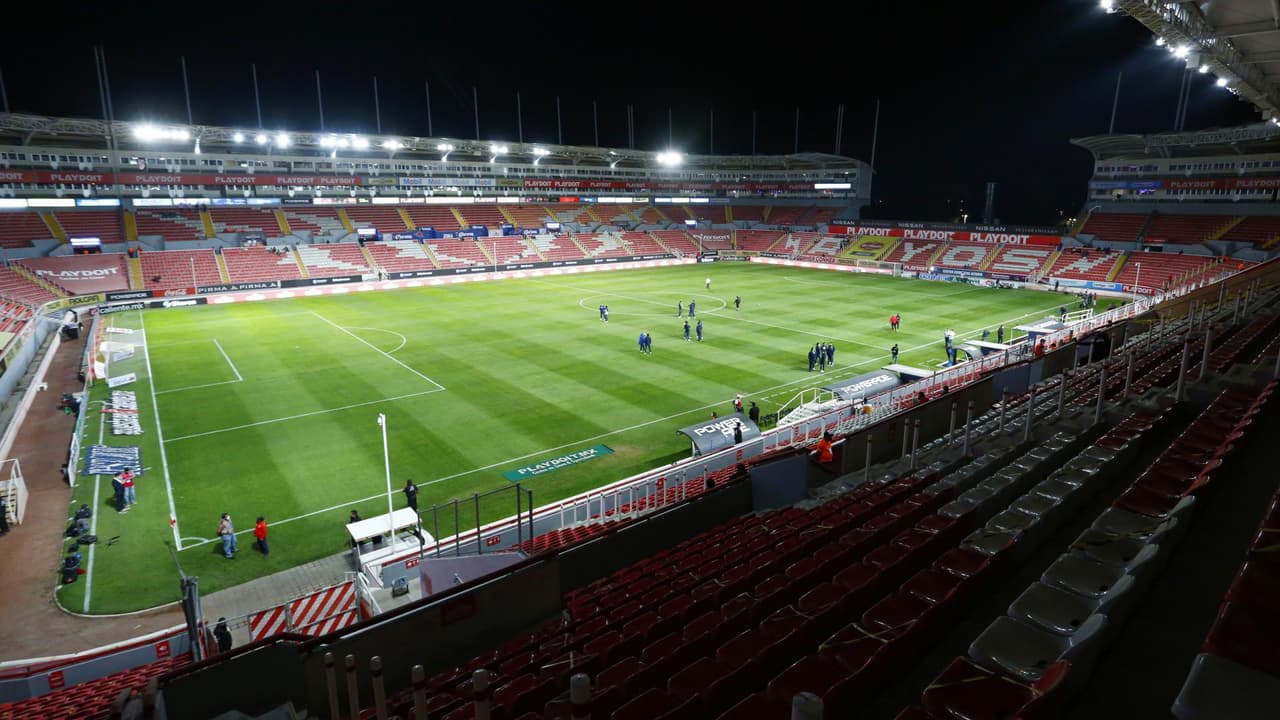 Clausuran estadio de Necaxa por violar restricciones por Covid-19