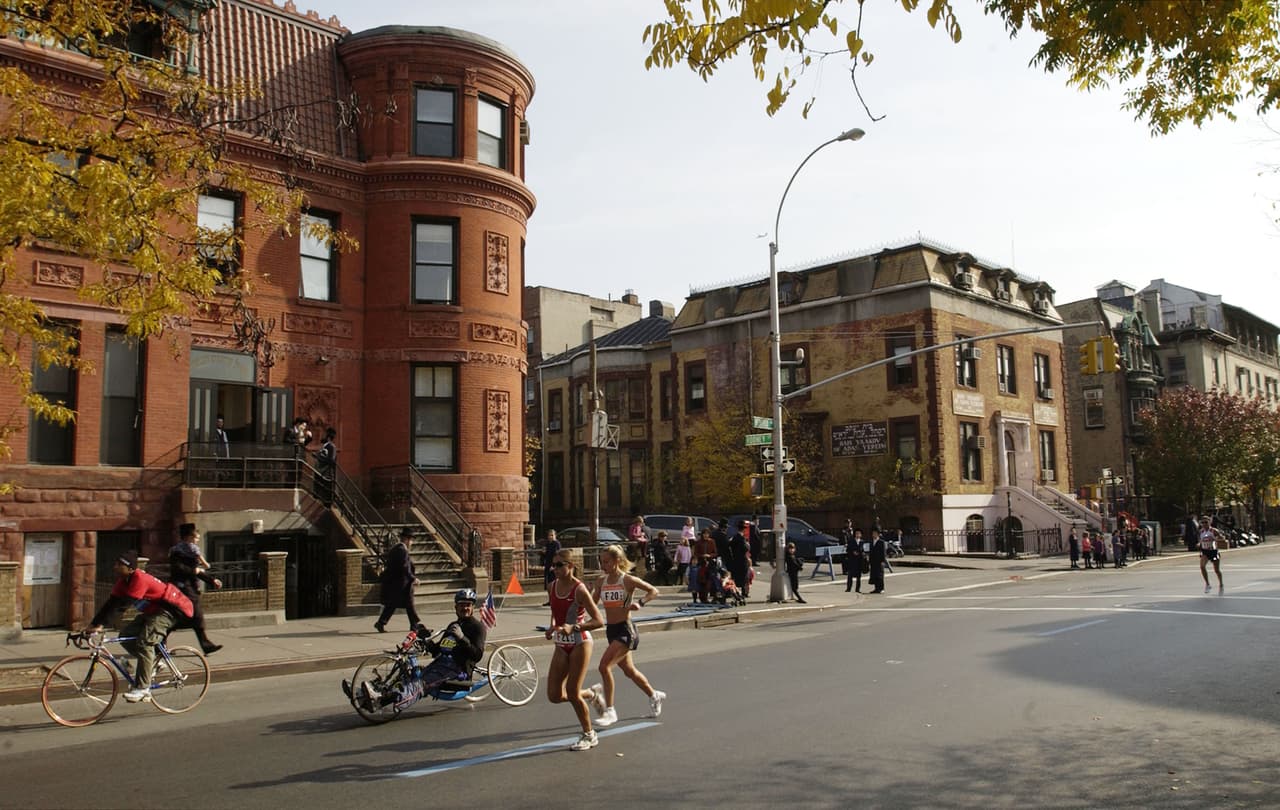 <b>Williamsburg (Brooklyn)</b>
<br>
<br>Hoy por hoy, Williamsburg es el vecindario que más accidentes y muertes ha registrado en los últimos años. El caso más reciente fue el de Devra Freelander, de 28 años, que murió arrada por un camión de cemento esta semana.