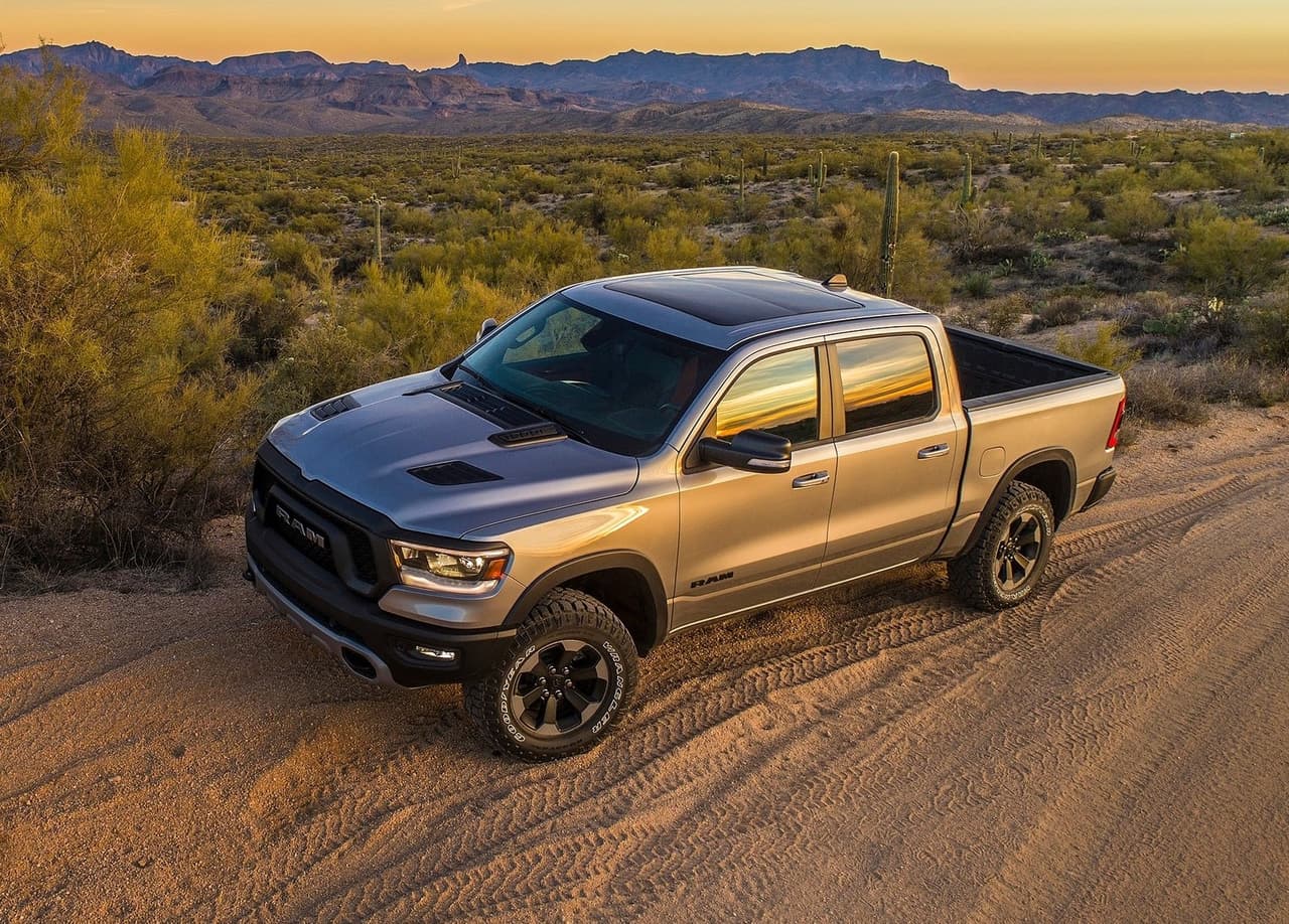 Una teoría es que las pickups se venden mejor en los estados en el centro del país y no en los estados costeros donde fueron aplicadas algunas de las primeras y más agresivas órdenes de distanciamiento social a causa del covid-19.