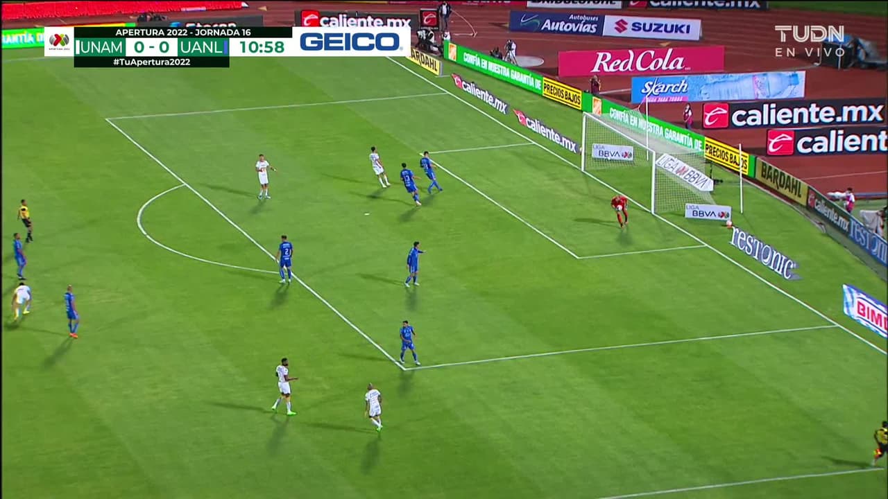 ¡TIRO ATAJADO! disparo por Diogo.