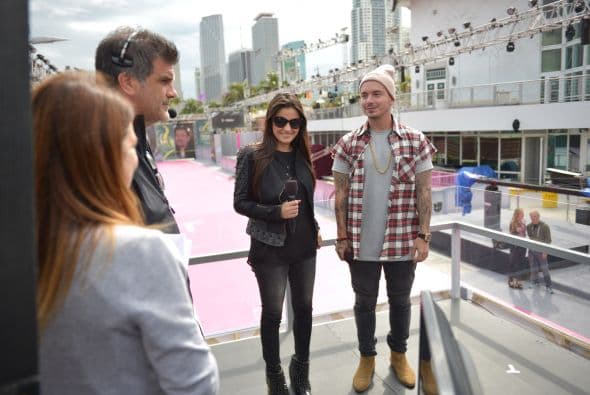 Los dos estaban muy atentos a las indicaciones de los directores.