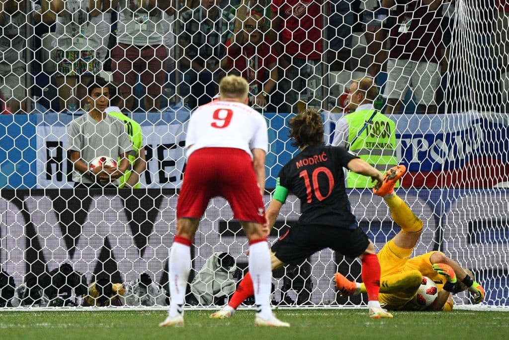 Modric se quedó atónito por el fallo tan importante que tuvo, pues era la gran oportunidad de eludir los penaltis y mandar a su selección a la ronda de los ocho mejores.
