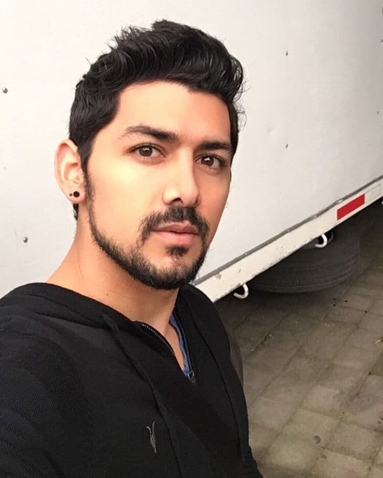 Miguel Martínez es un actor que ganó la primera temporada de 'Código Fama'.