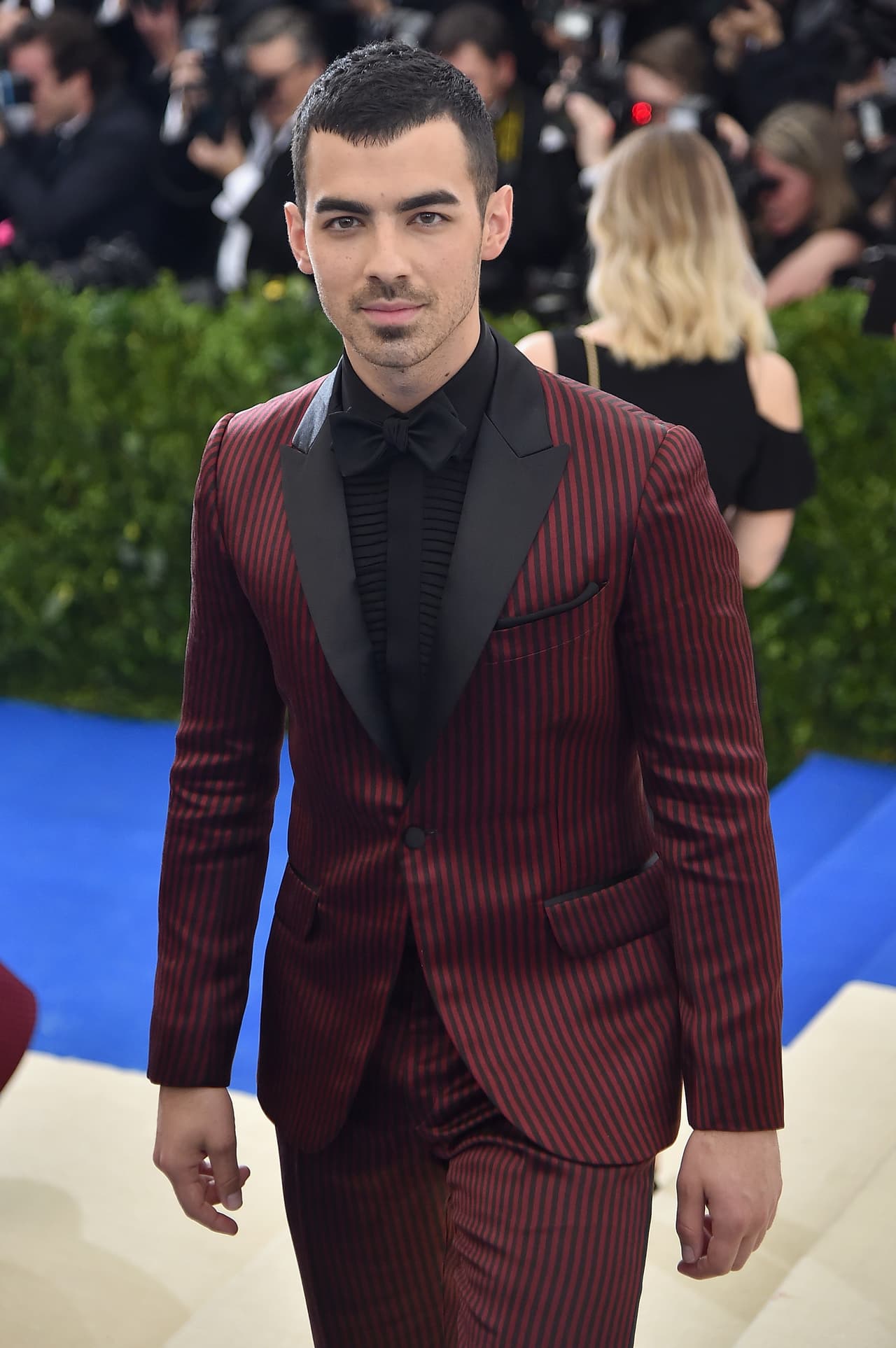Joe Jonas llega por primera vez a Premios Juventud este 6 de julio, en la gala que celebra lo mejor de la cultura pop.